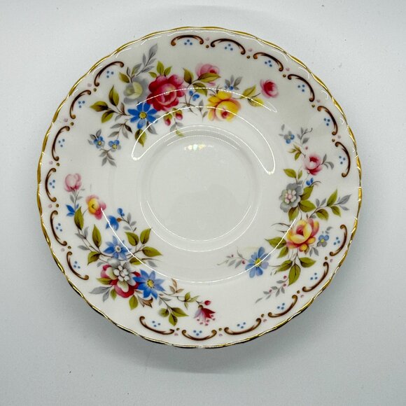 Royal Albert Jubilee Rose Vintage Teacup and Saucer - Picture 2 of 12